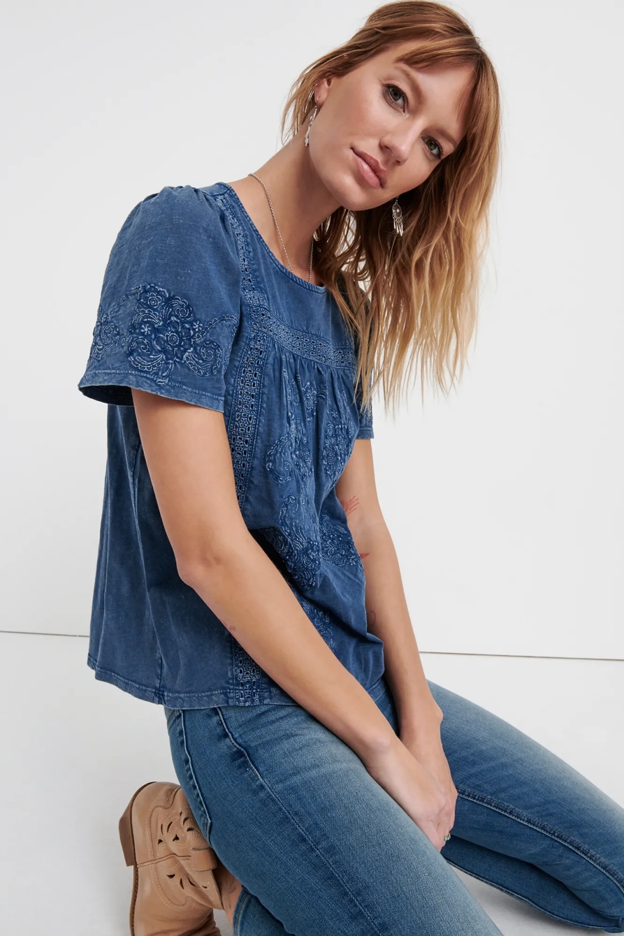 EMBROIDERED CROCHET PEASANT TOP, image 2