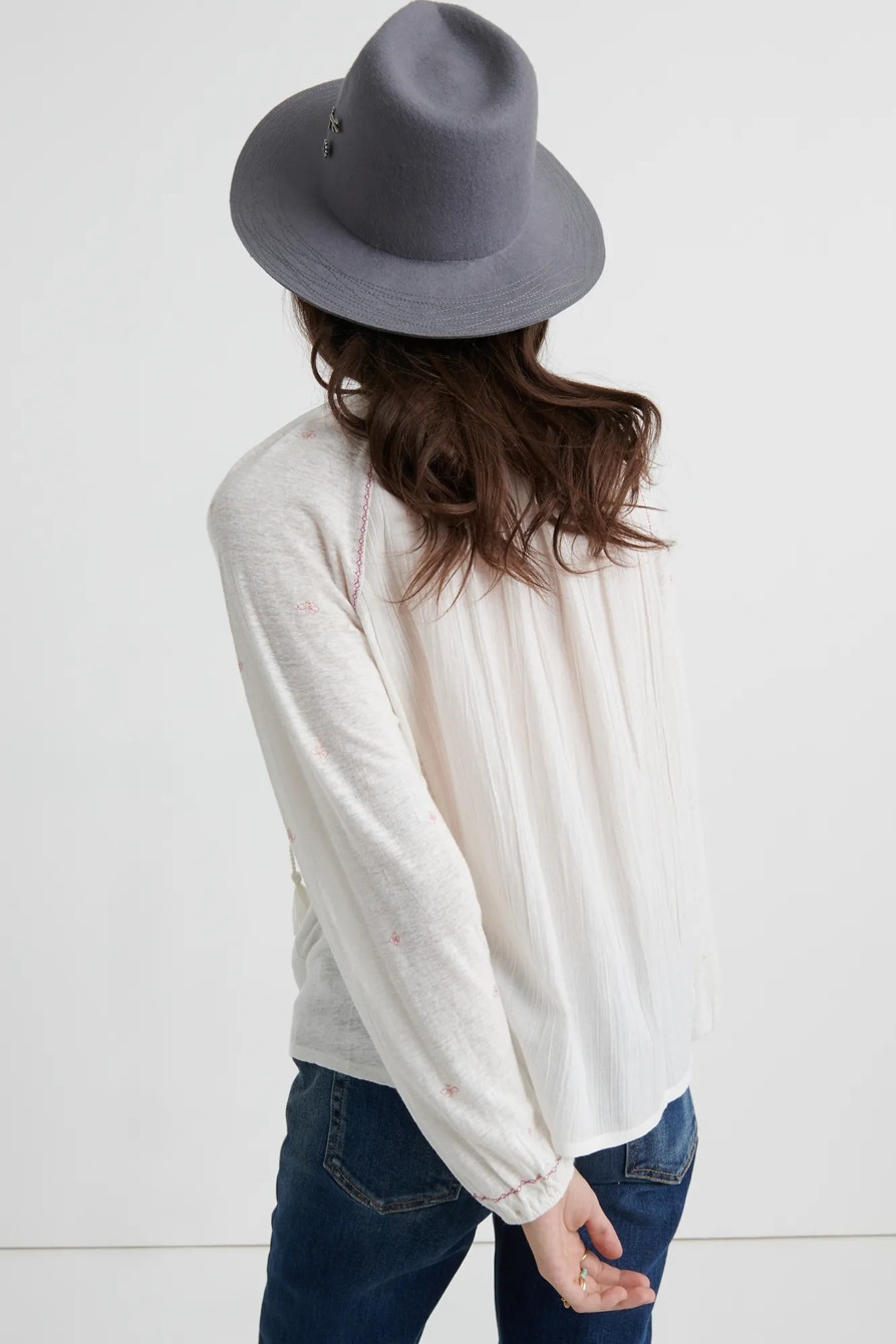 EMBROIDERED KNIT PEASANT TOP, image 3