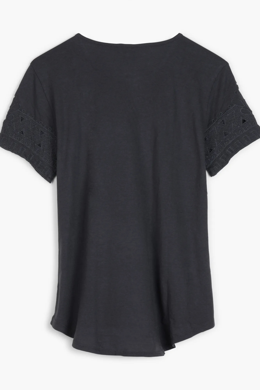 EMBROIDERED CUT-OUT TOP, image 2