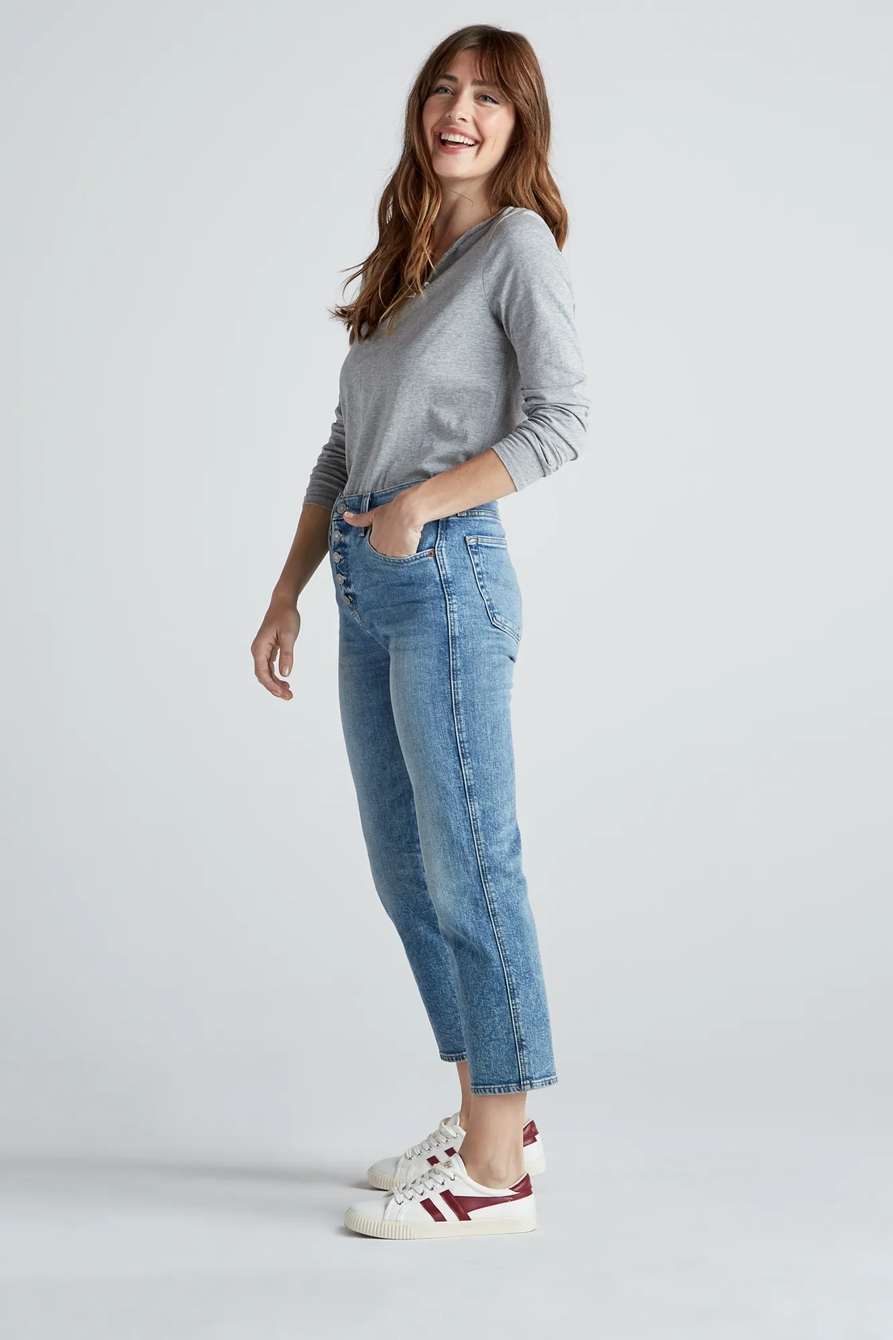 NOTCH NECK LONG SLEEVE TEE, image 4