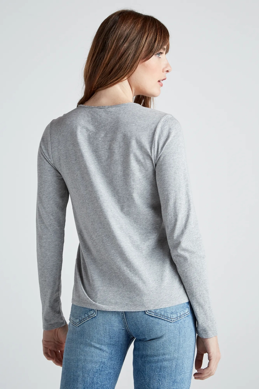NOTCH NECK LONG SLEEVE TEE, image 5