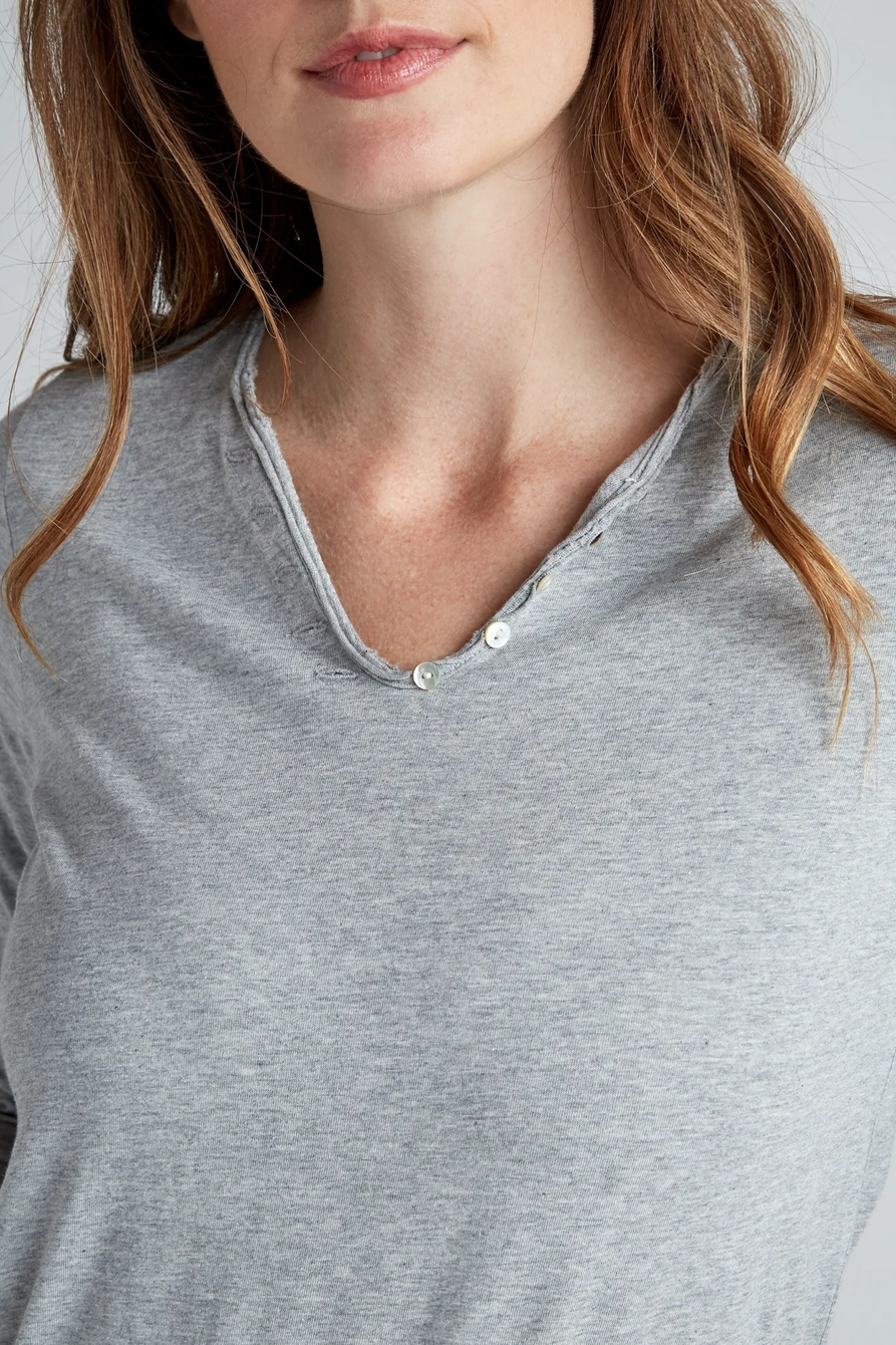 NOTCH NECK LONG SLEEVE TEE, image 6