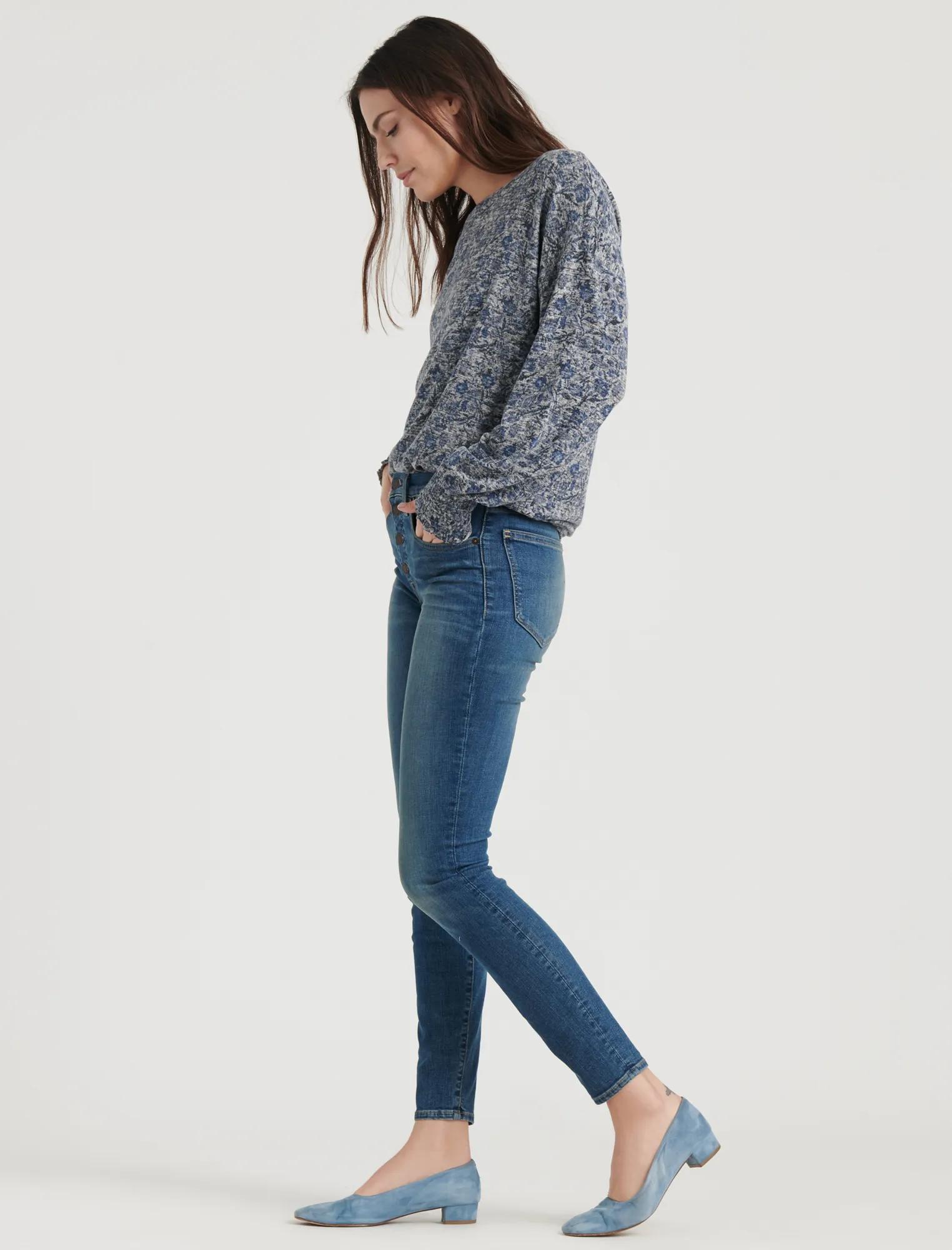 FLORAL CLOUD JERSEY SMOCKING TOP, image 3