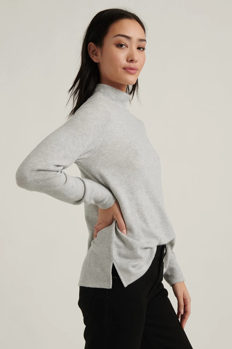 MOCK NECK CLOUD JERSEY TOP, image 3