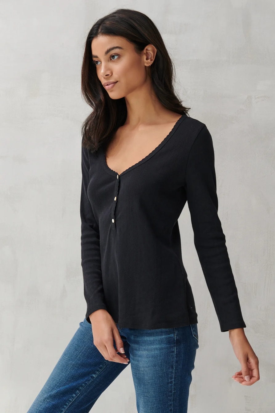 POINTELLE HENLEY, image 3