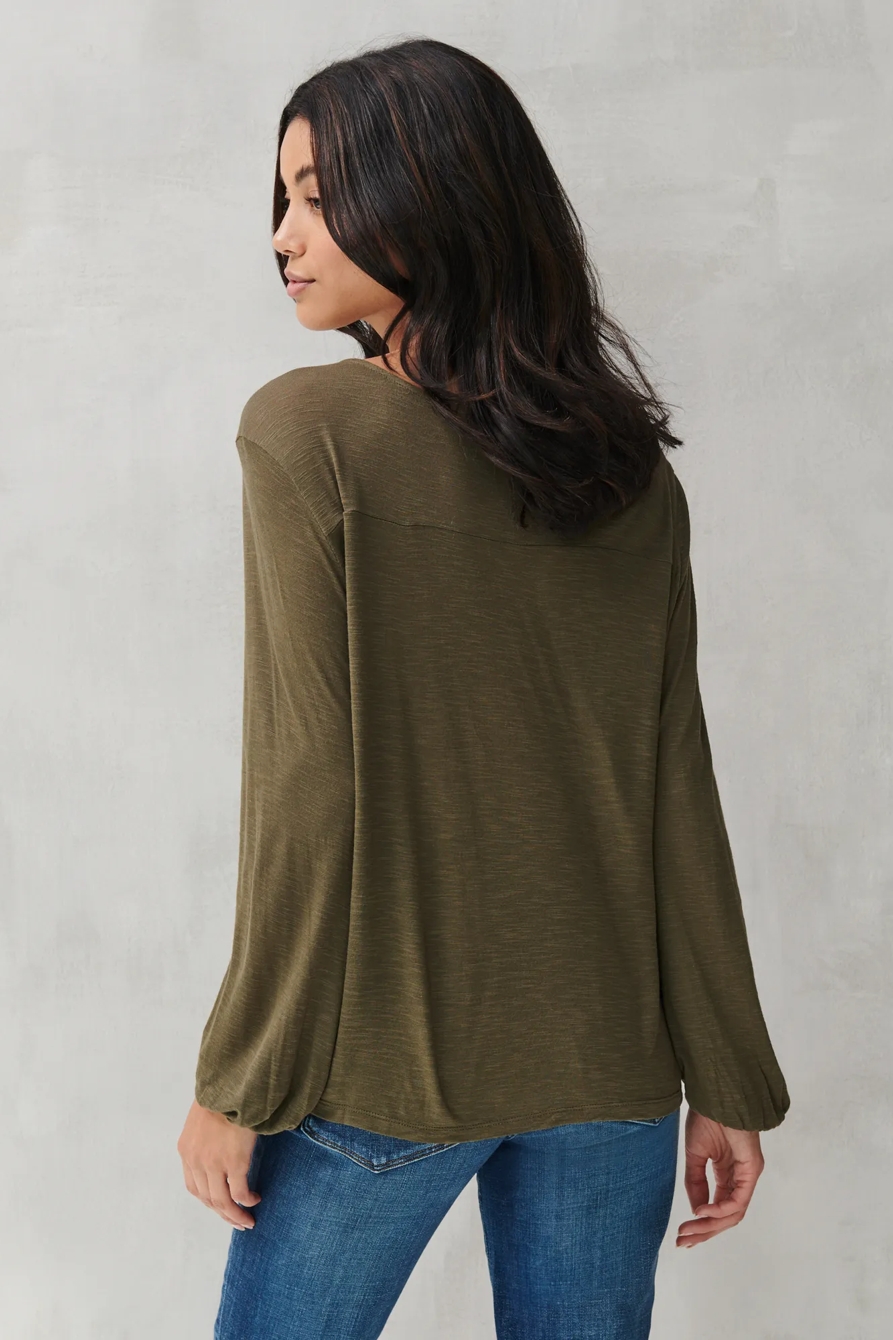 MAYA V-NECK TOP, image 4