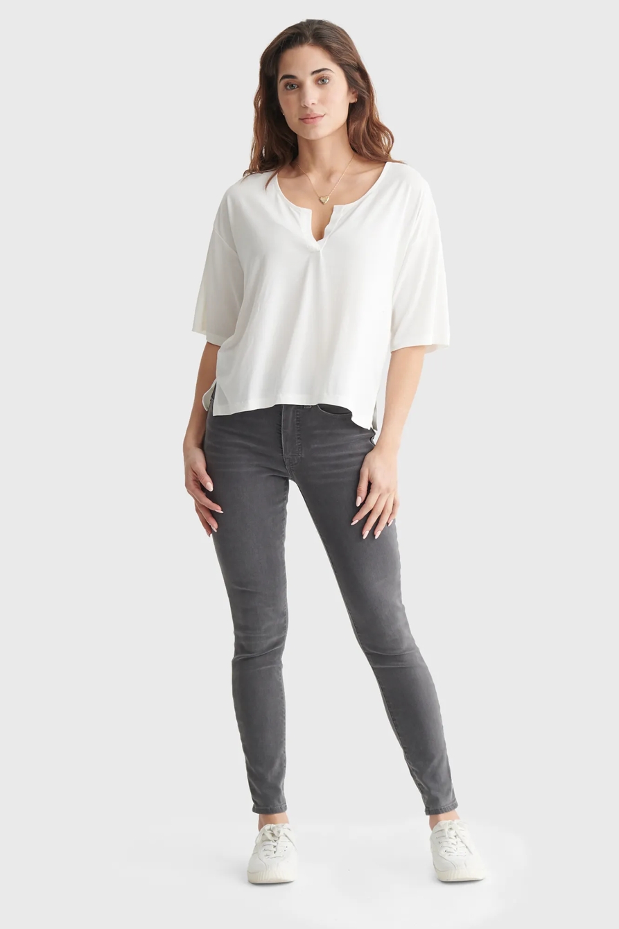 RELAXED-FIT V-NECK KNIT TOP, image 2