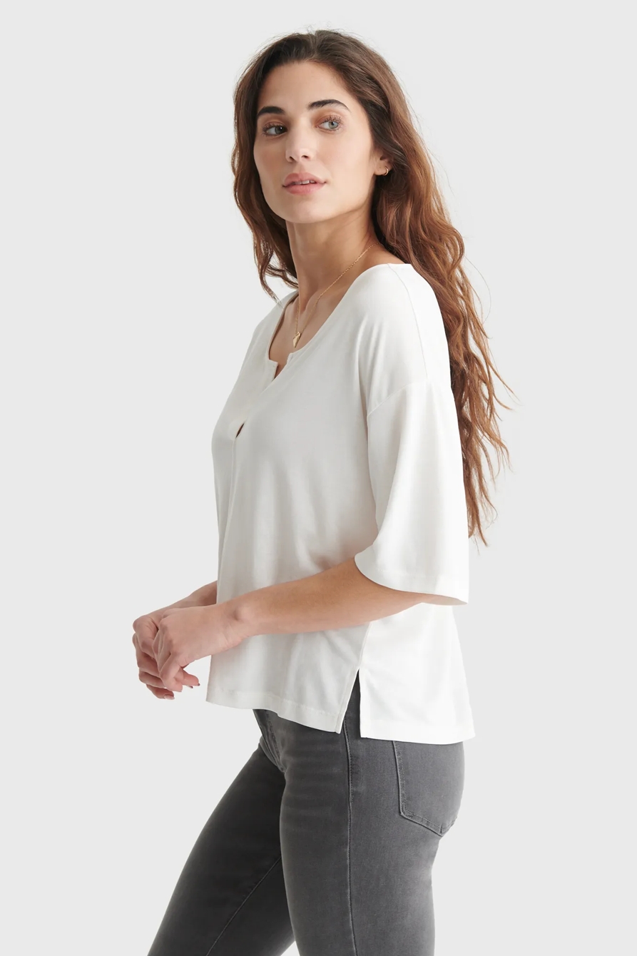 RELAXED-FIT V-NECK KNIT TOP, image 3