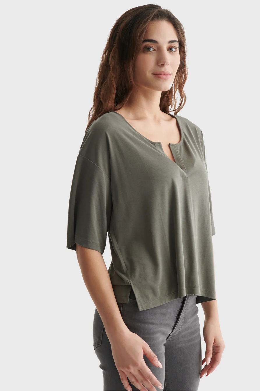RELAXED-FIT V-NECK KNIT TOP, image 3