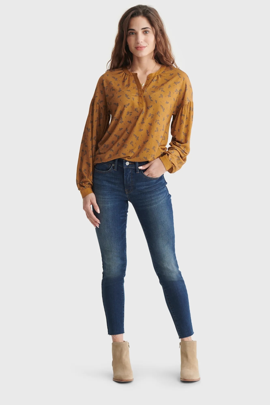 BUTTON-ACCENTED V-NECK TOP, image 3
