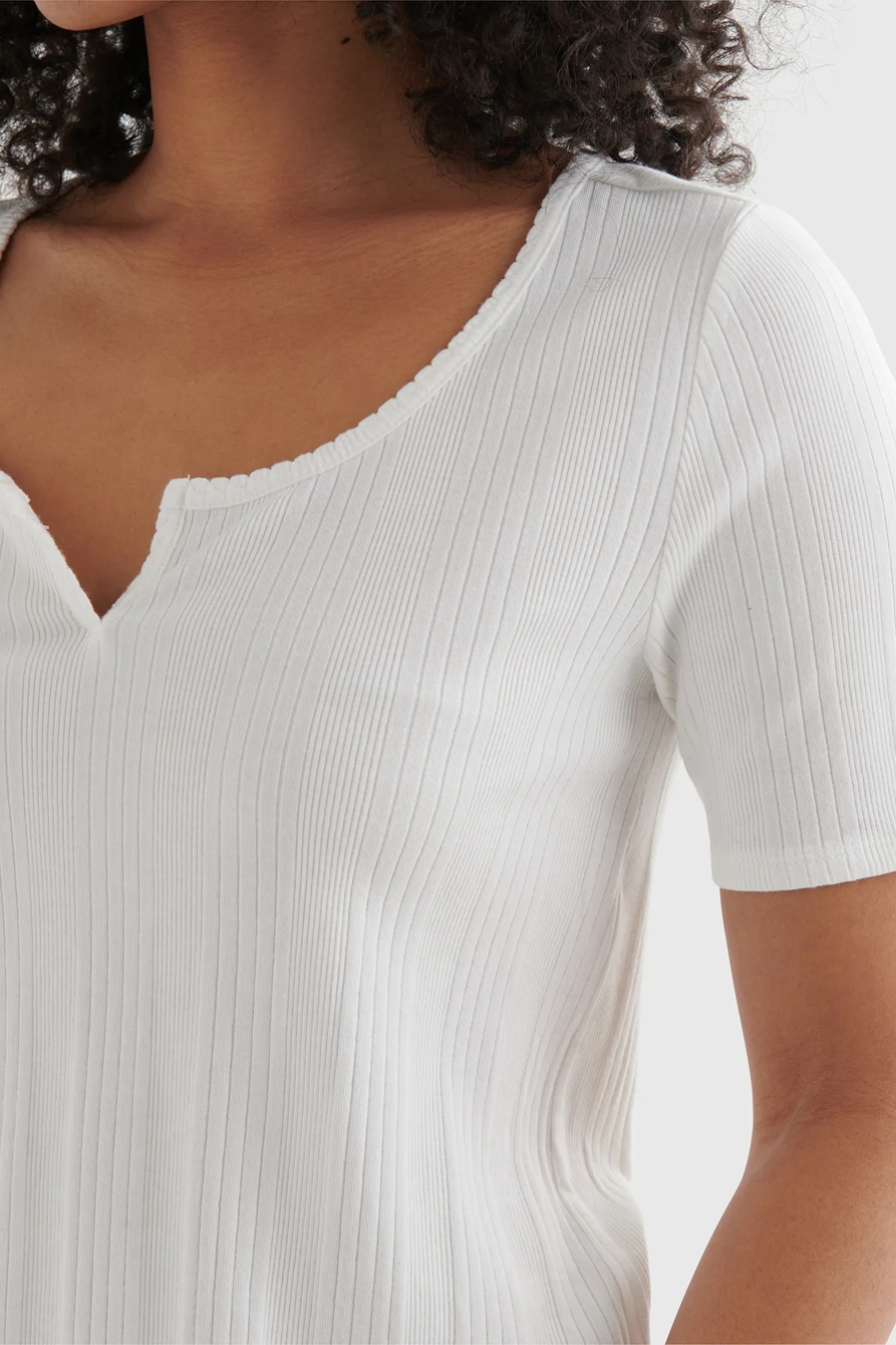 SHORT SLEEVE SLIM NOTCH NECK TEE, image 4