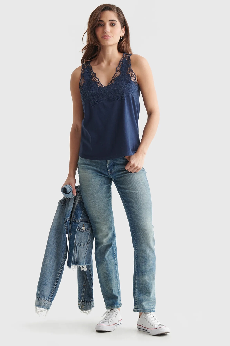 SLEEVELESS CUTWORK TANK, image 2