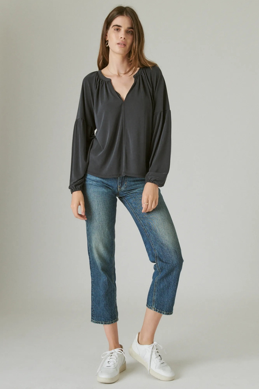 LONG SLEEVE NOTCHED NECK SANDWASH TOP, image 2