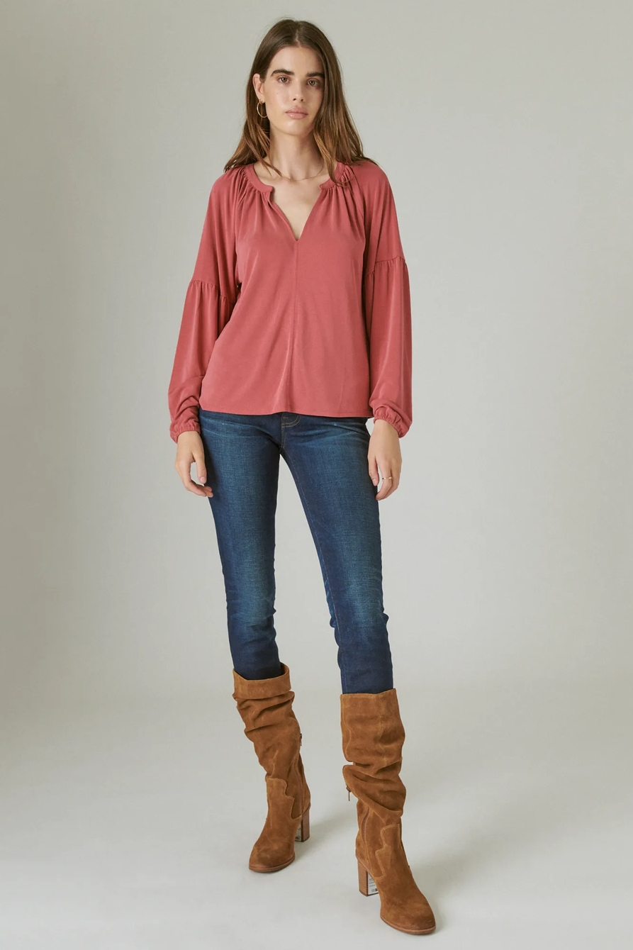 LONG SLEEVE NOTCHED NECK SANDWASH TOP, image 2