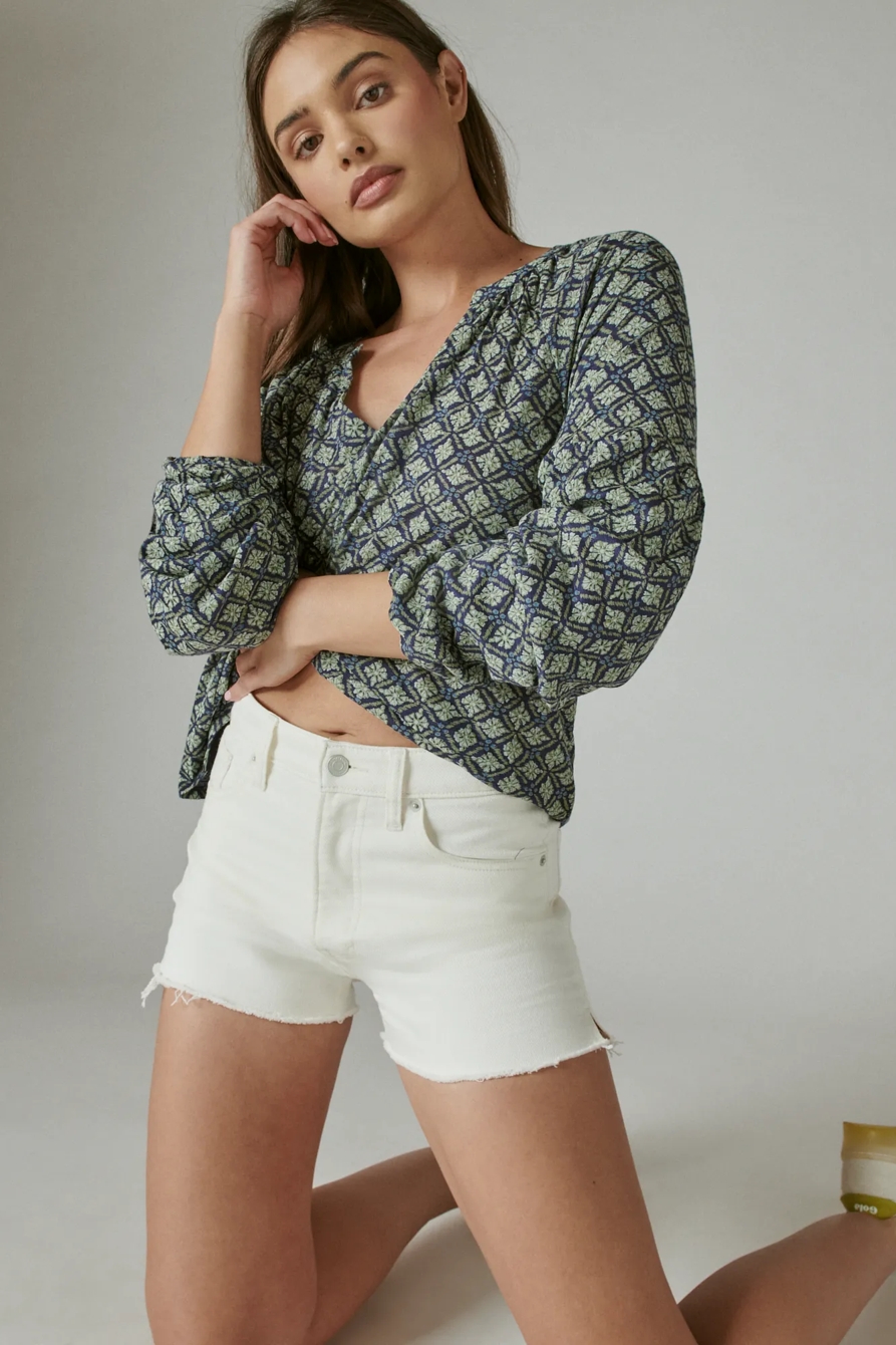 PRINTED LONG SLEEVE NOTCHED NECK SANDWASH TOP, image 1