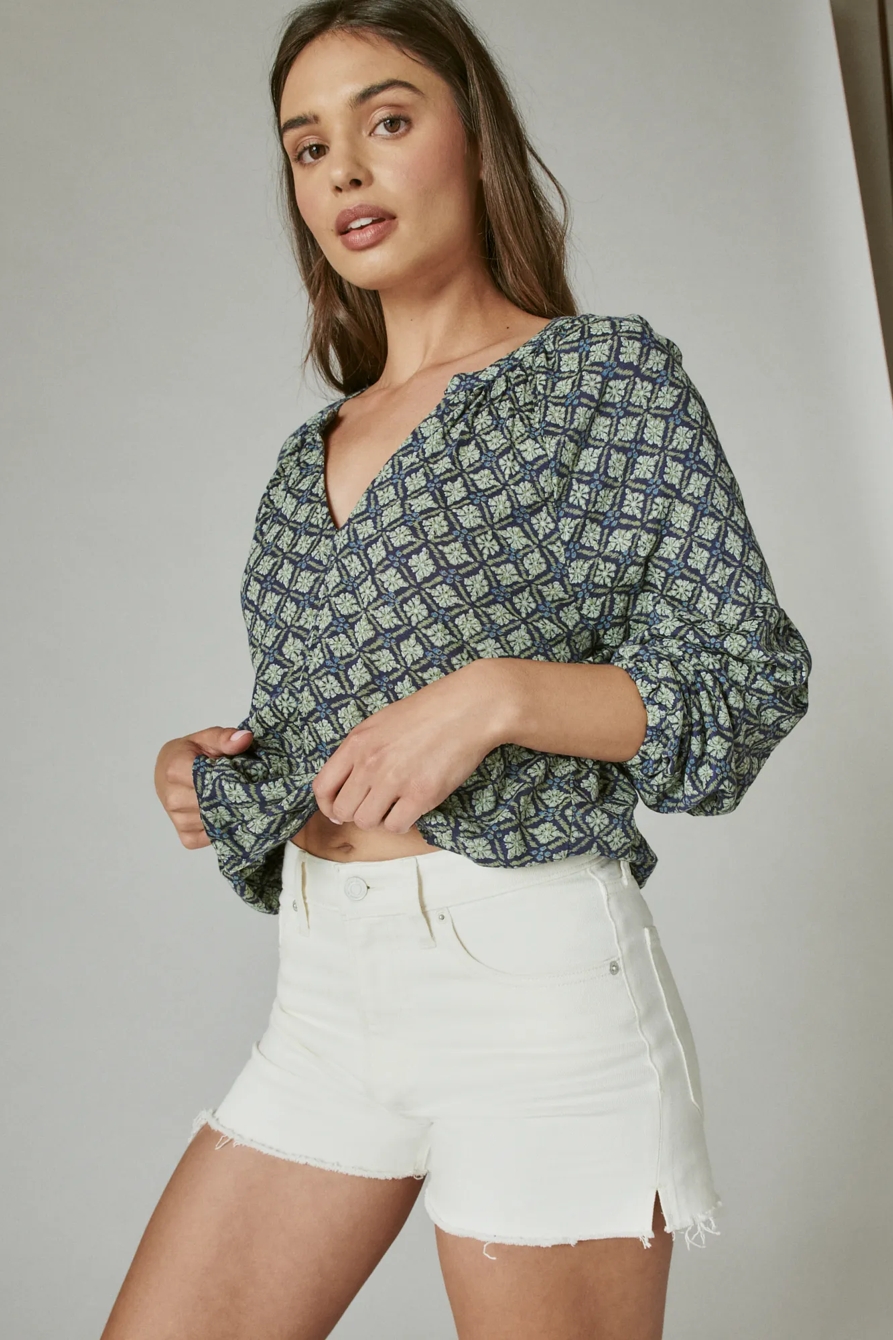 PRINTED LONG SLEEVE NOTCHED NECK SANDWASH TOP, image 4