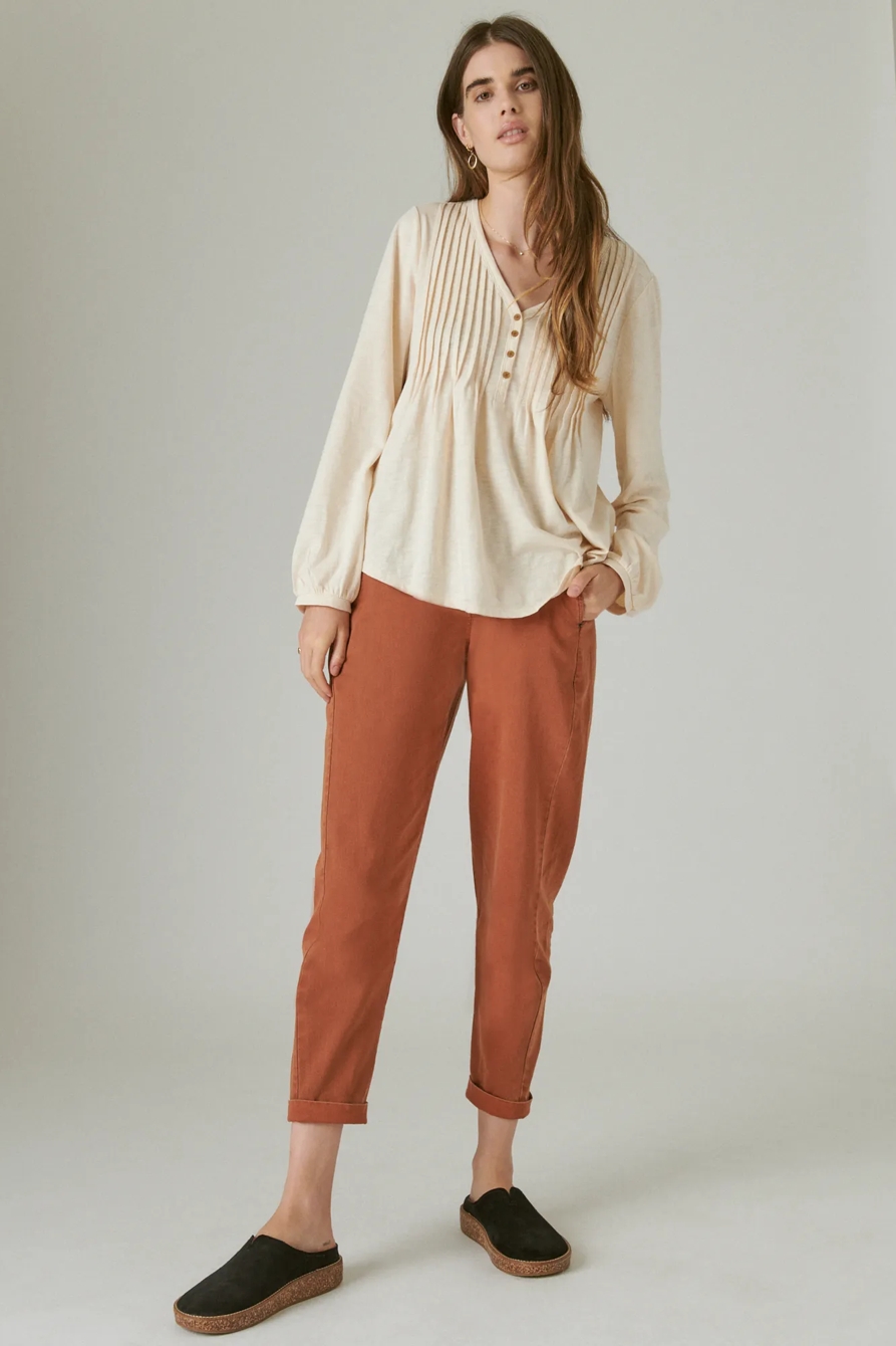 PLEATED V-NECK KNIT TOP, image 2
