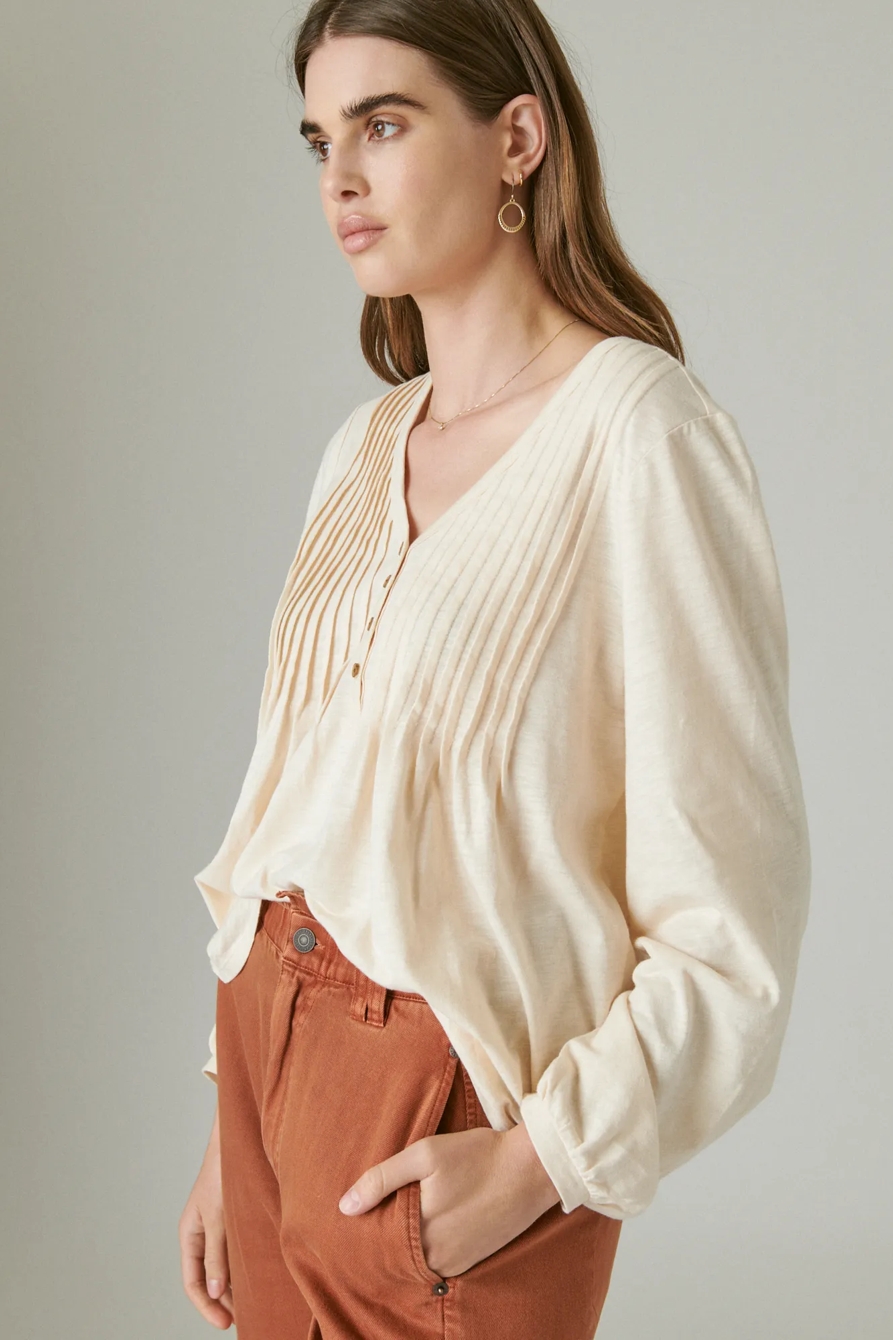 PLEATED V-NECK KNIT TOP, image 4