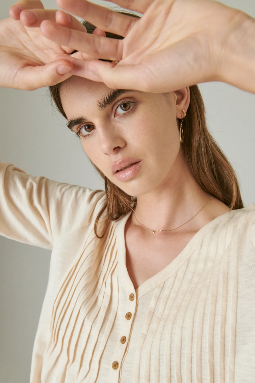 PLEATED V-NECK KNIT TOP, image 7