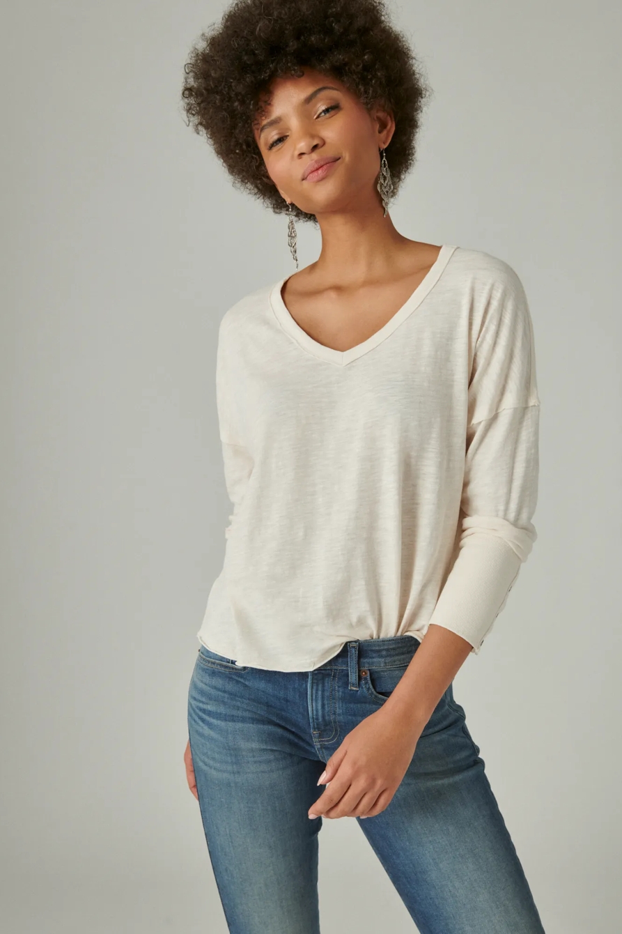 LONG SLEEVE V NECK TOP, image 2