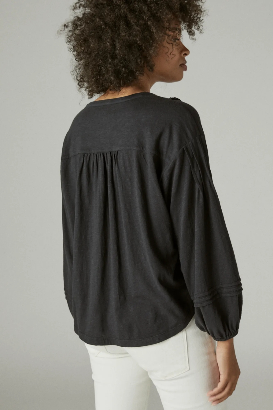 LONG SLEEVE PINTUCK YOKE TOP, image 4
