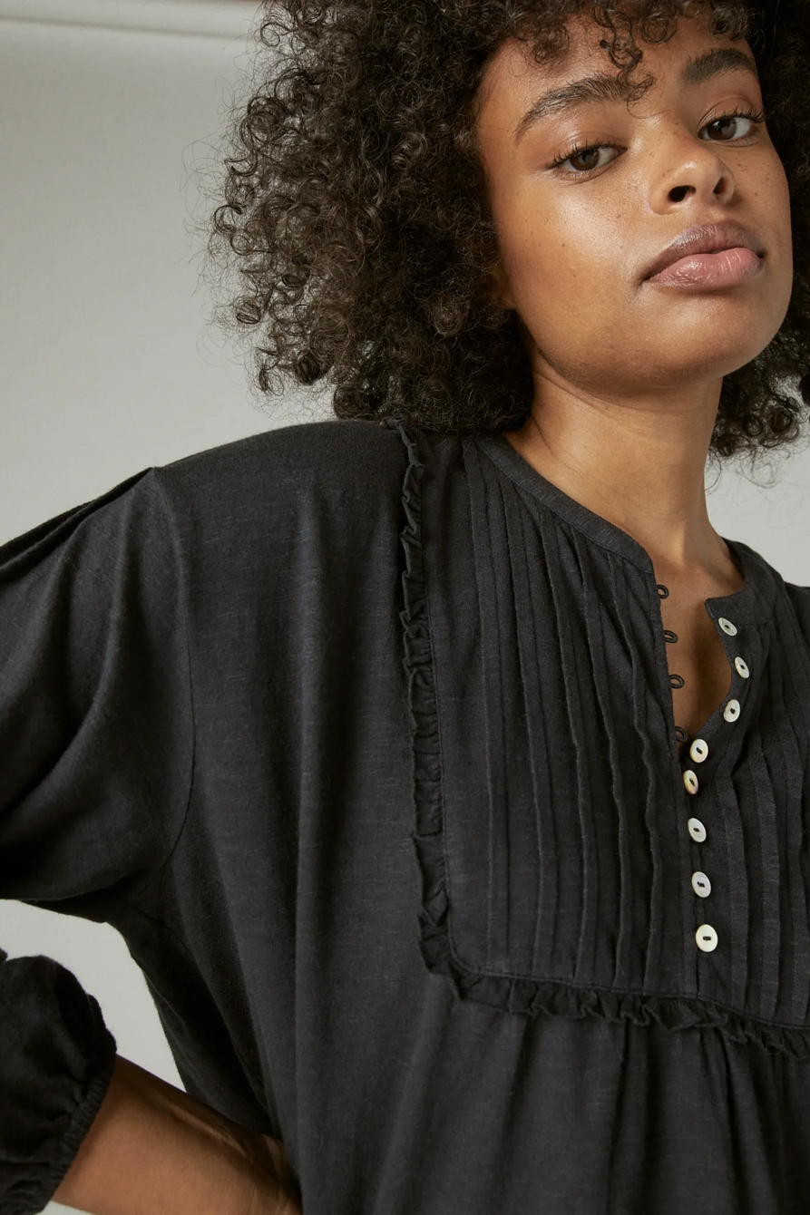 LONG SLEEVE PINTUCK YOKE TOP, image 5
