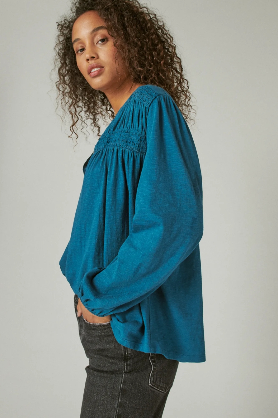 LONG SLEEVE SMOCKED YOKE TOP, image 3