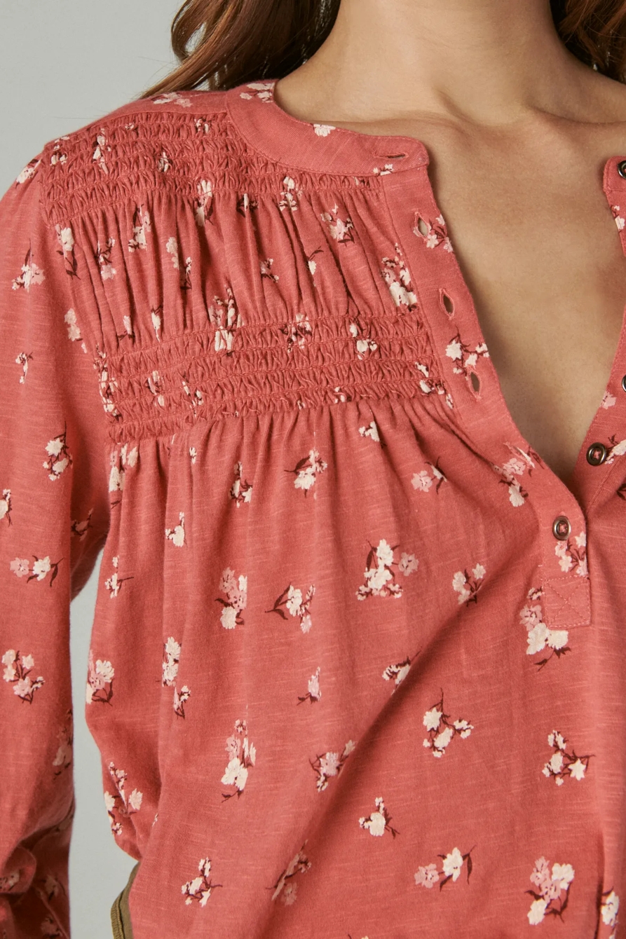 LONG SLEEVE SMOCKED YOKE TOP, image 5