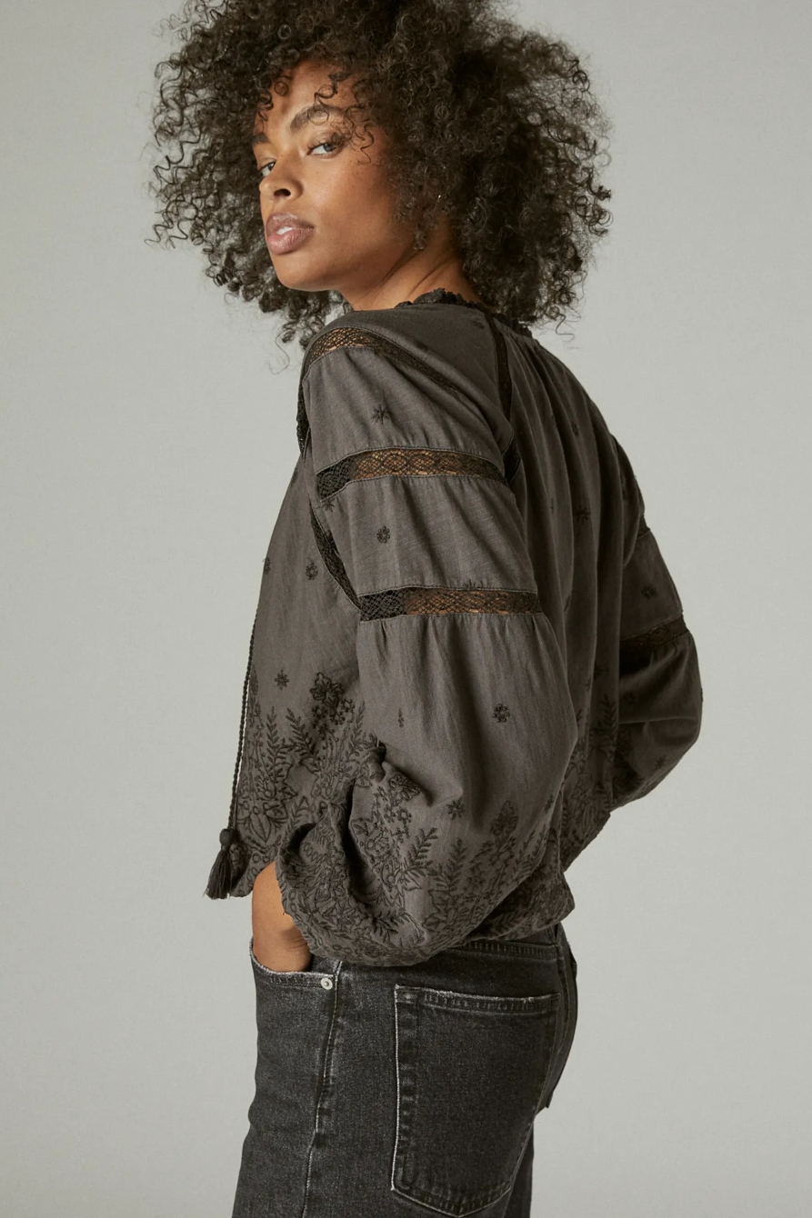 LONG SLEEVE EMBROIDERED KNIT TOP, image 3