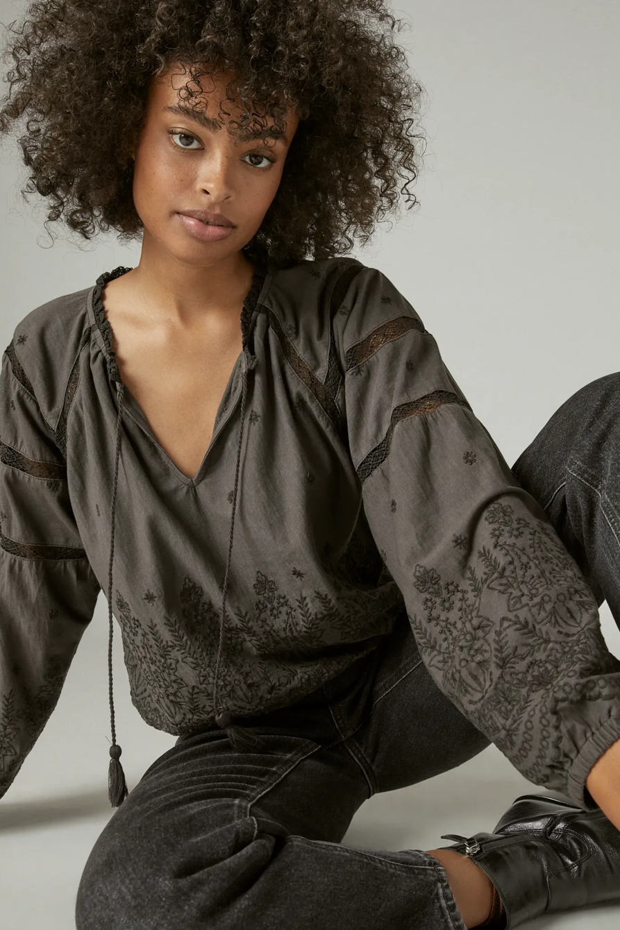 LONG SLEEVE EMBROIDERED KNIT TOP, image 6