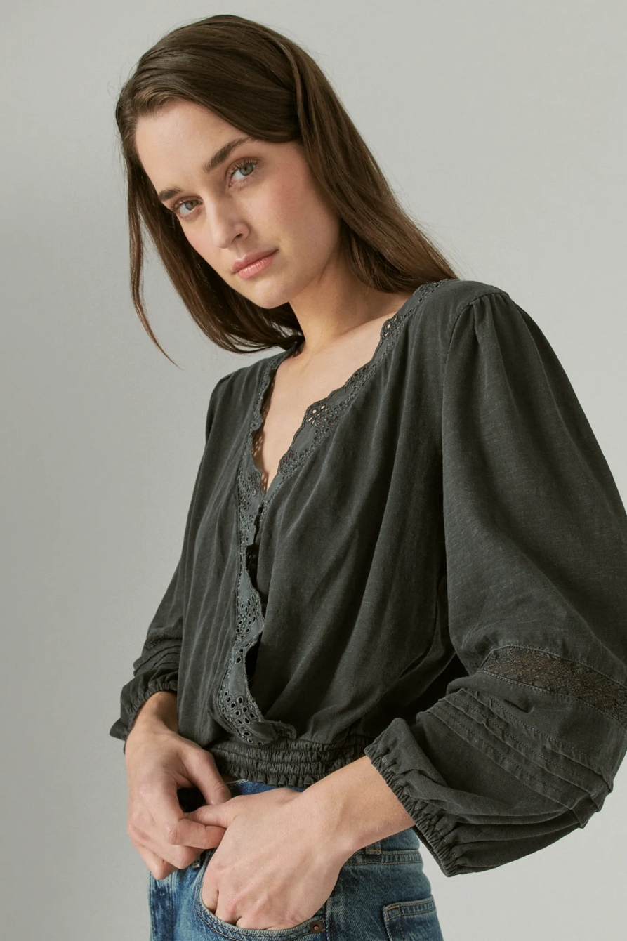 EYELET WRAP TOP, image 3