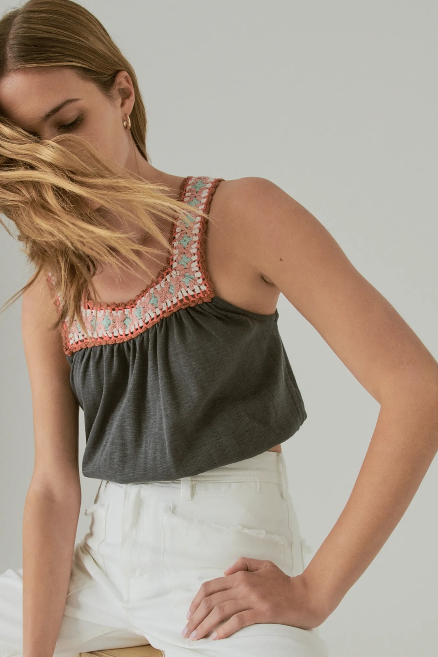 CROCHET TRIM BUBBLE TEE, image 4