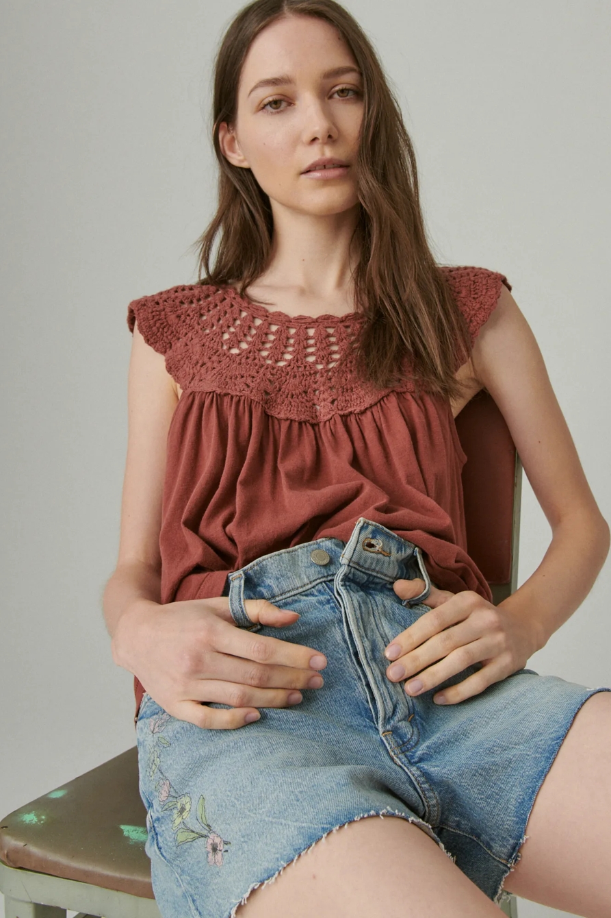 CROCHET YOKE TEE, image 4