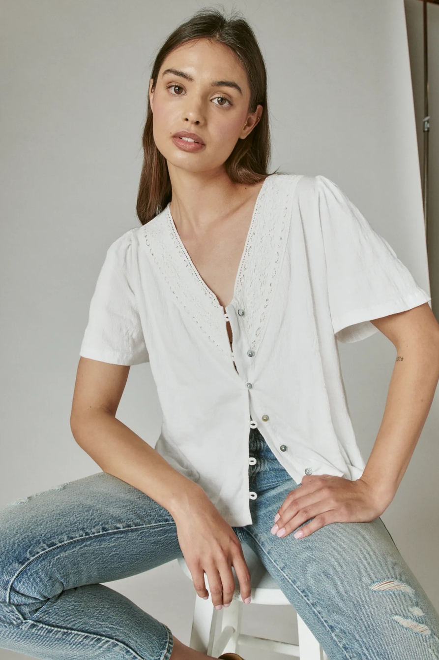 SHORT SLEEVE OPEN NECK LACE SHIRT, image 6