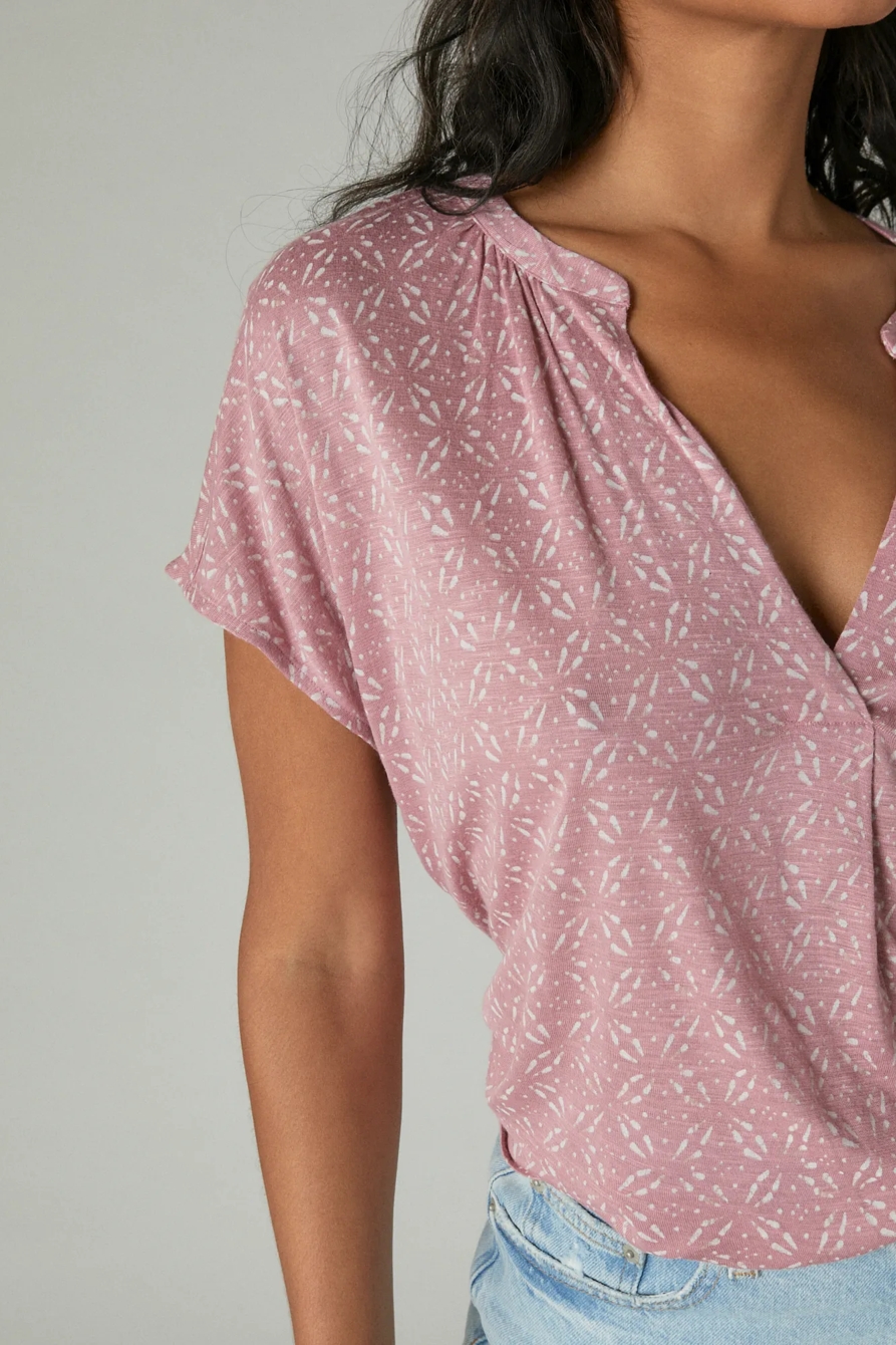 SHORT SLEEVE PRINTED SLIT FRONT TEE, image 4