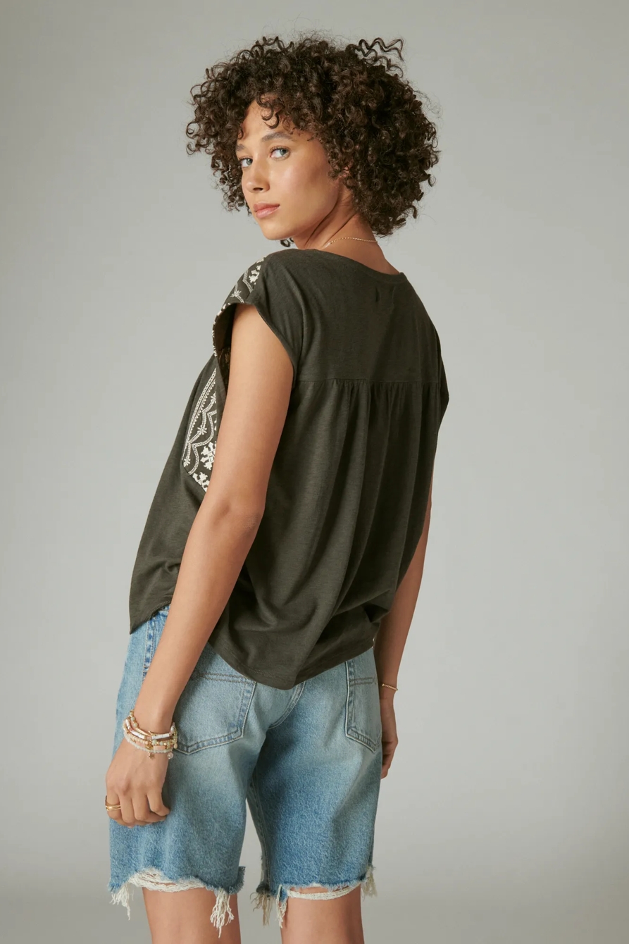 EMBROIDERED PEASANT TEE, image 3