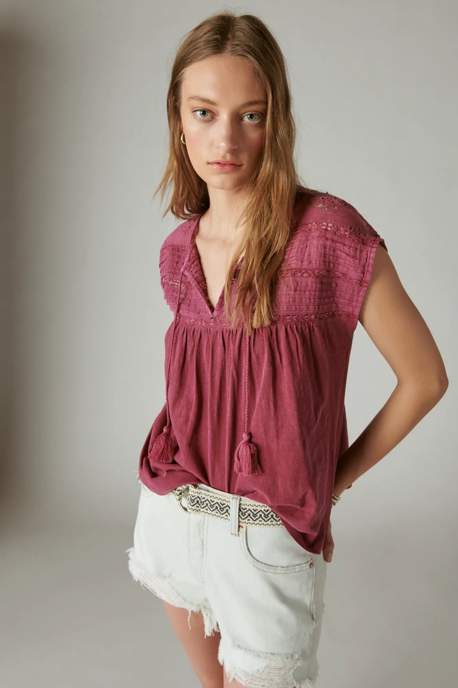 SCHIFFLEY NOTCH NECK TOP, image 3