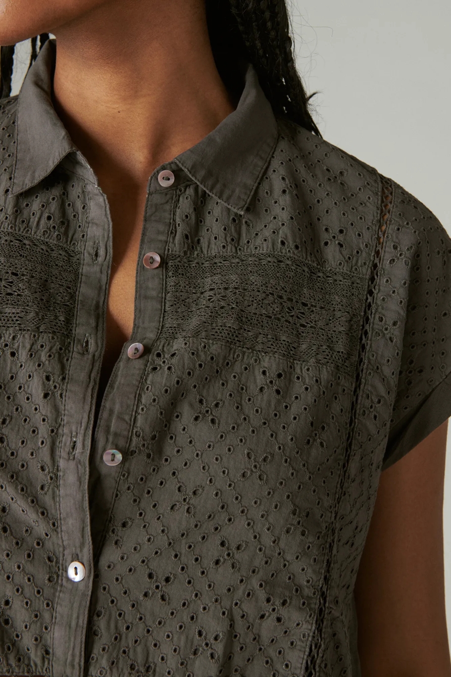 LACE BUTTON THROUGH PEPLUM TOP, image 4