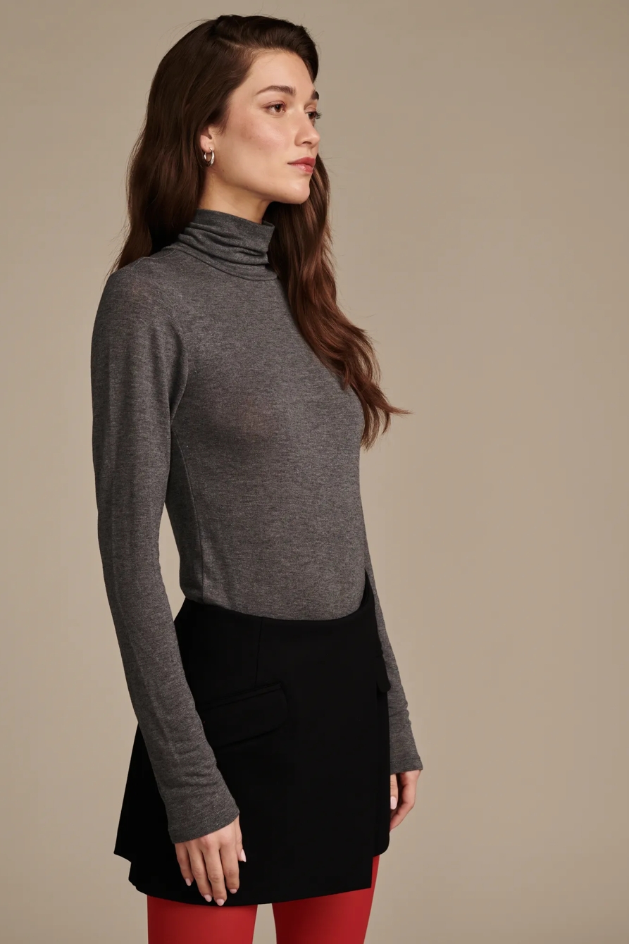 MOCK NECK LAYERING TOP, image 4