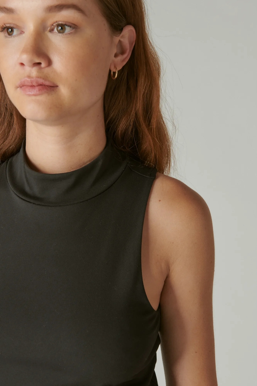 SLEEVELESS MOCK NECK TOP, image 4