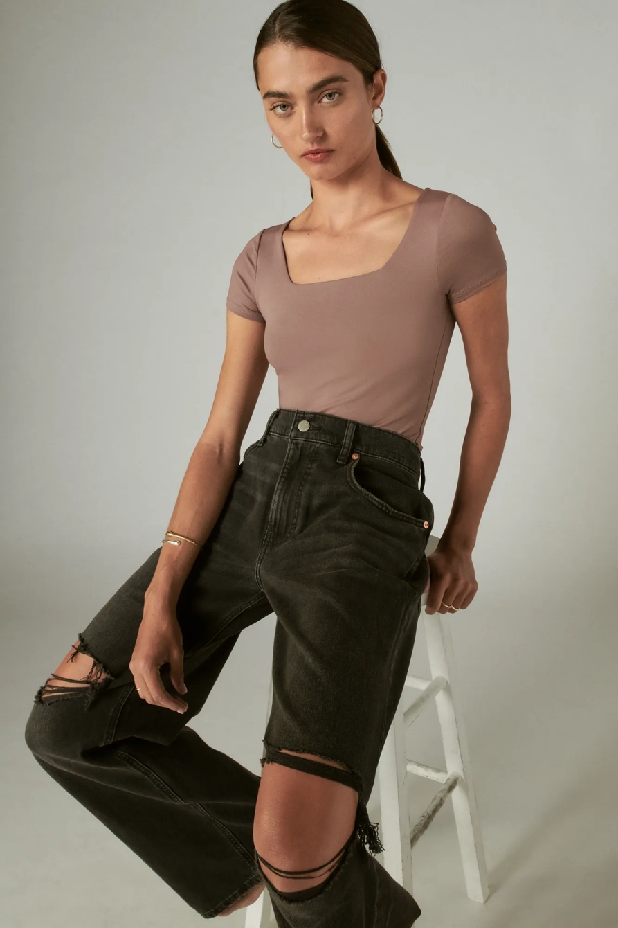 SQUARE NECK SEAMLESS TOP, image 1