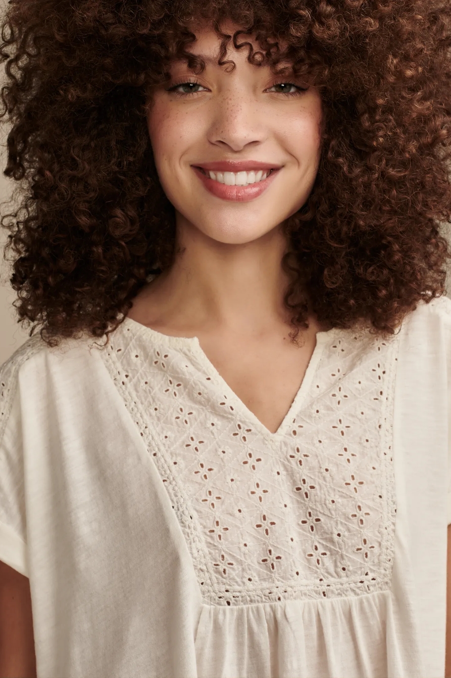 EYELET YOKE TEE, image 3