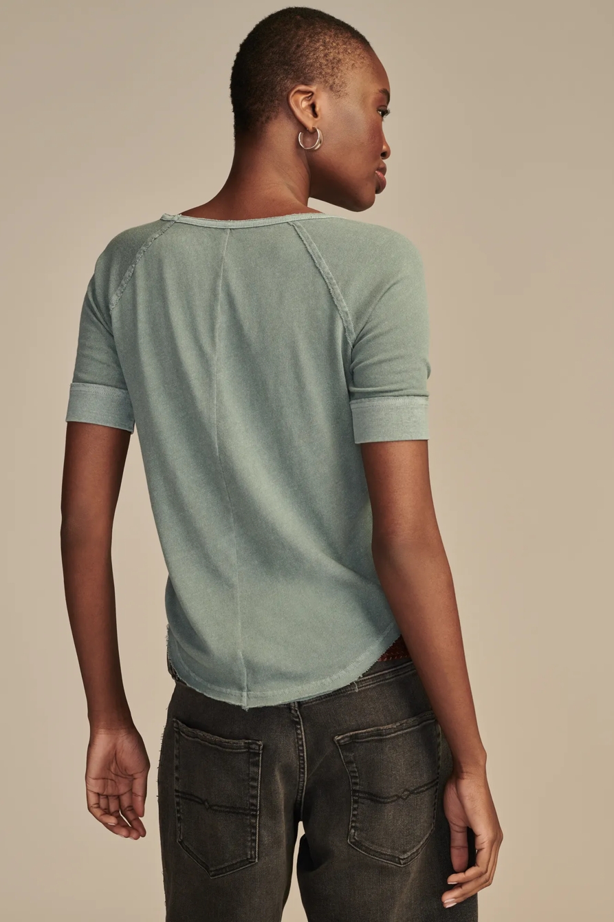 SCOOP NECK RAGLAN TEE, image 3
