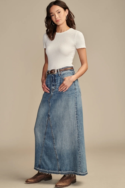 TEXTURED SHORT SLEEVE TEE, image 1