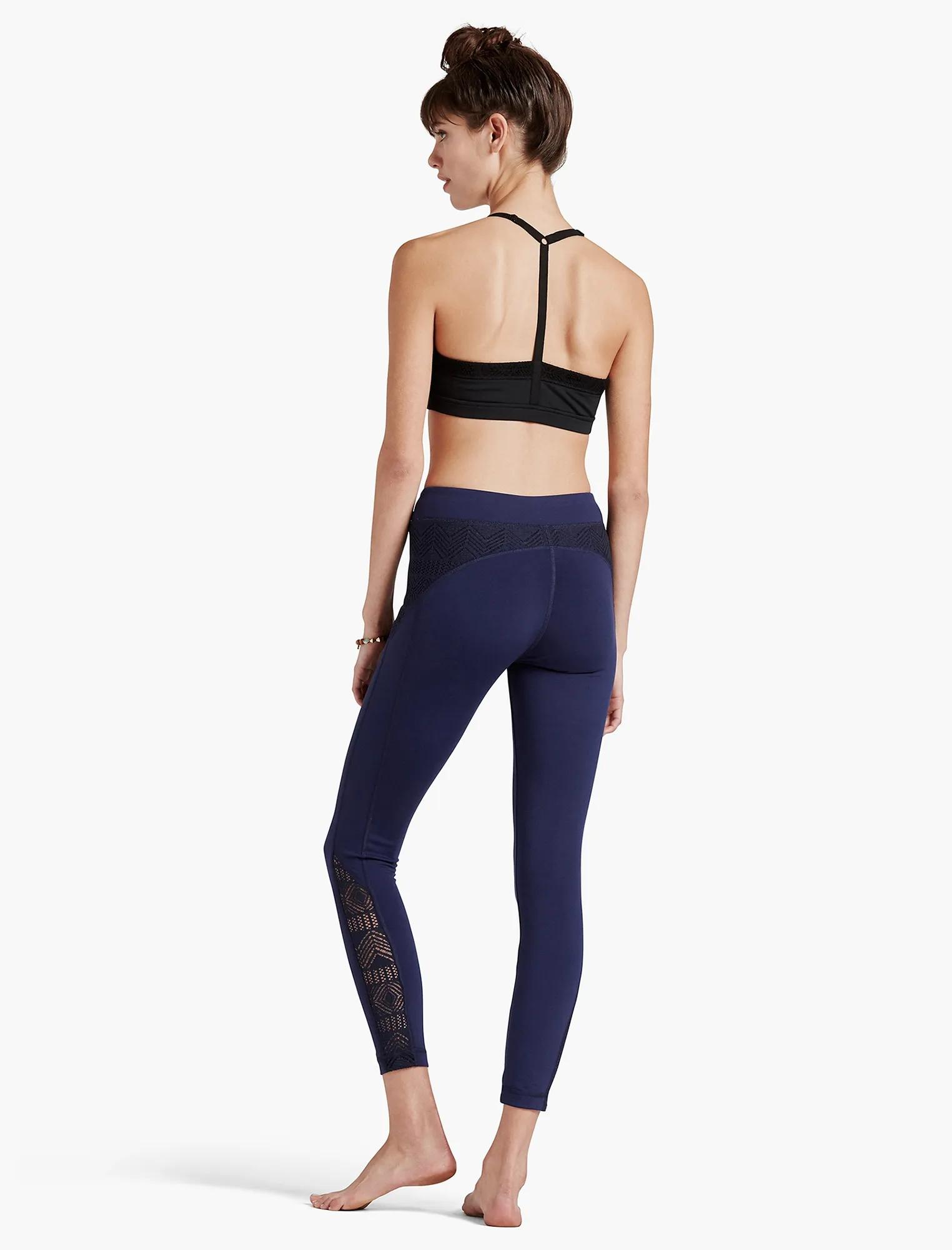 PERFORMANCE BRA TOP, image 2