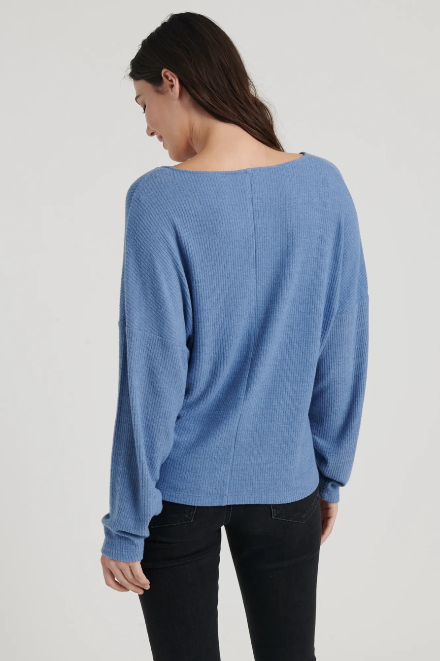 RIBBED V-NECK CLOUD JERSEY TOP, image 4