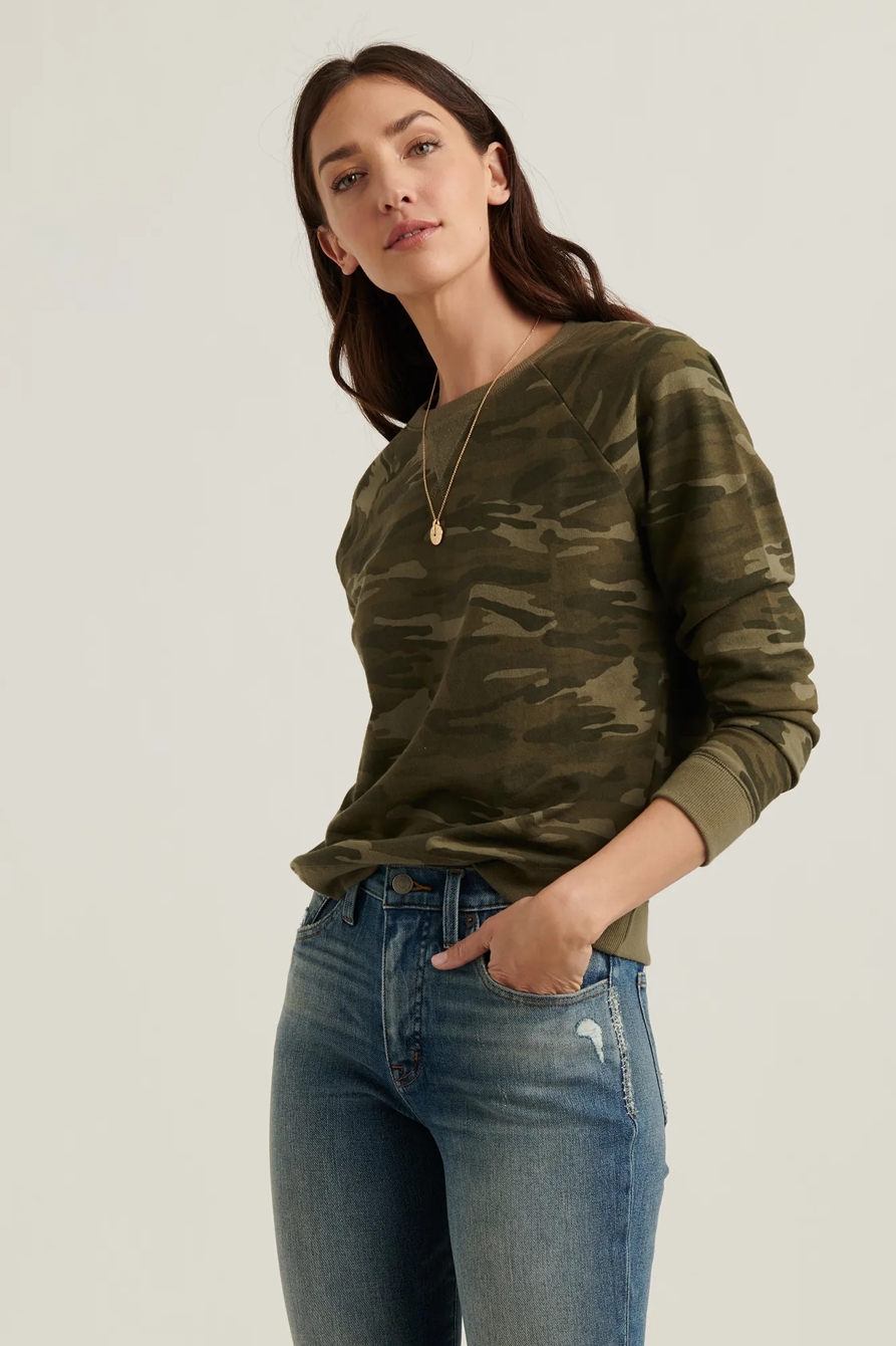 CLASSIC CAMO CREW NECK SWEATSHIRT, image 2
