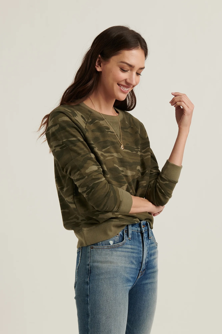 CLASSIC CAMO CREW NECK SWEATSHIRT, image 3