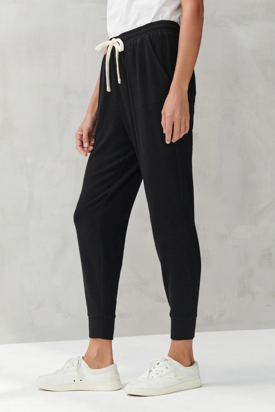 BRUSHED CLOUD JERSEY JOGGER, image 2