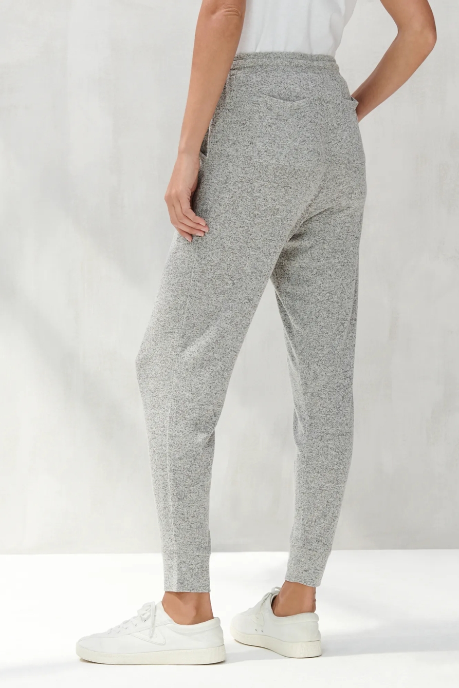 BRUSHED CLOUD JERSEY JOGGER, image 4